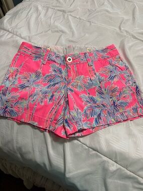 Lilly Pulitzer Women's Tropical Print Pink Cotton Shorts